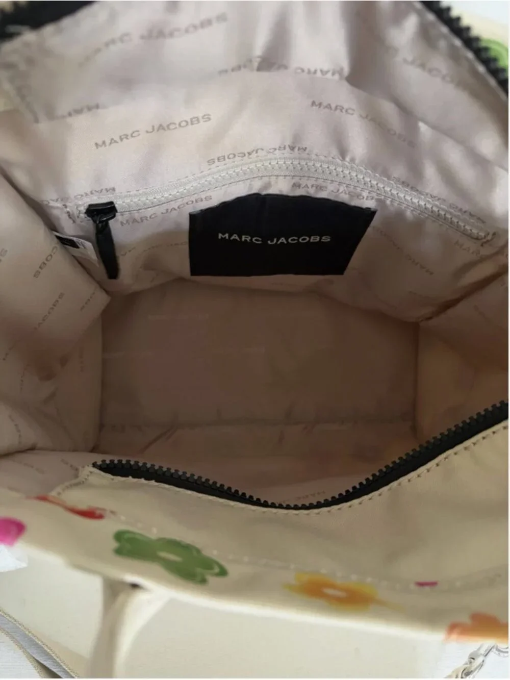 New Marc Jacobs Cotton Canvas Graphic Sticker-Print Medium Tote White Multi